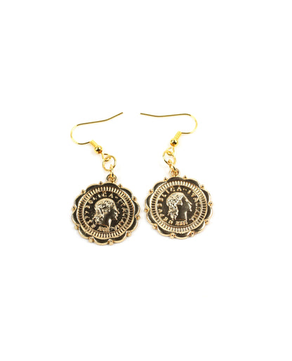 Pendientes dorados de corazones dobles